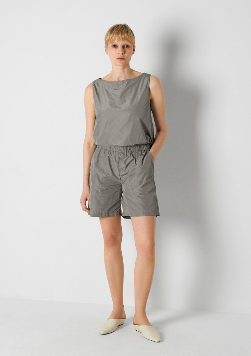 Katharina Hovman Shorts cement