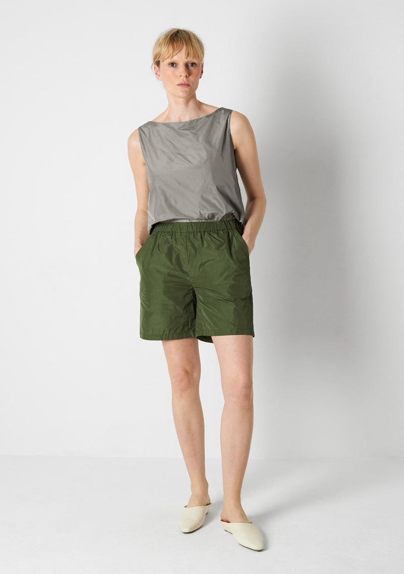 Katharina Hovman Shorts green tea