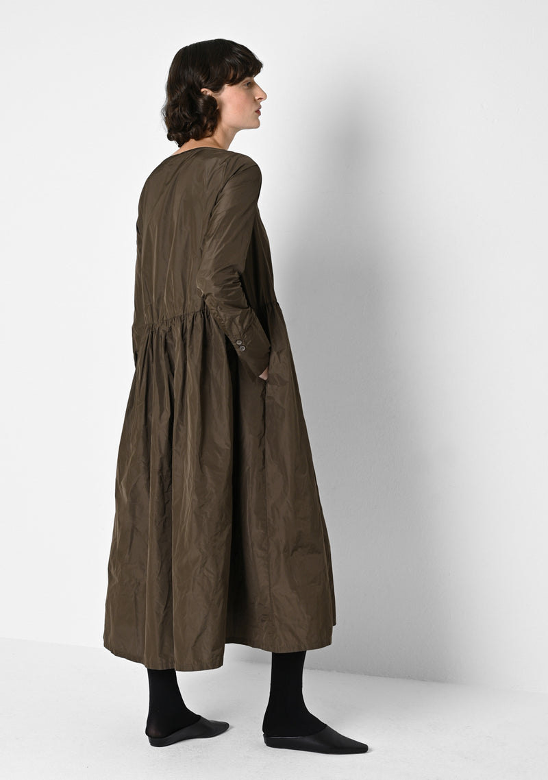 Loose Dress,Taffetas, cigar