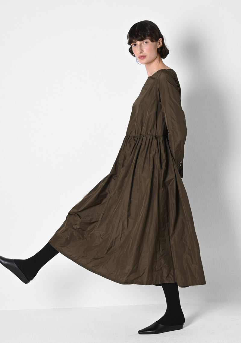 Loose Dress,Taffetas, cigar