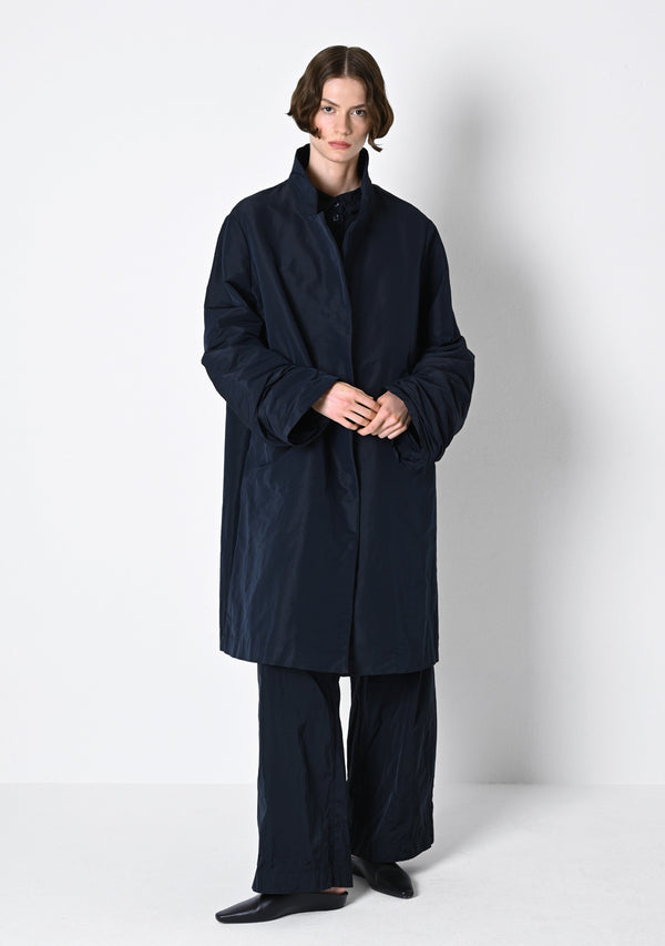 Mantel Revers, extreme Taft, night