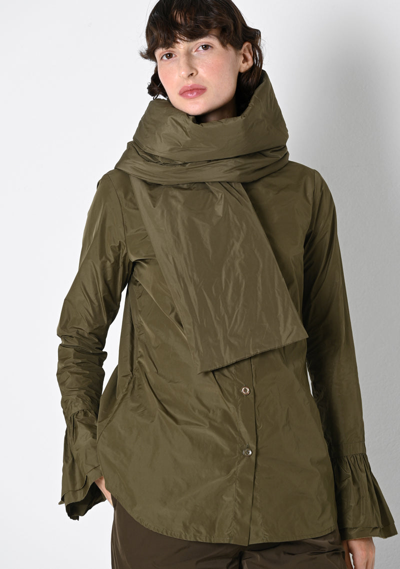 New Classic, Taffetas, cardamom