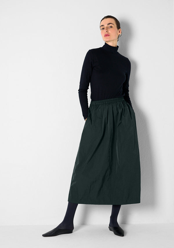 Easy Skirt, heavy Taffetas, nori green