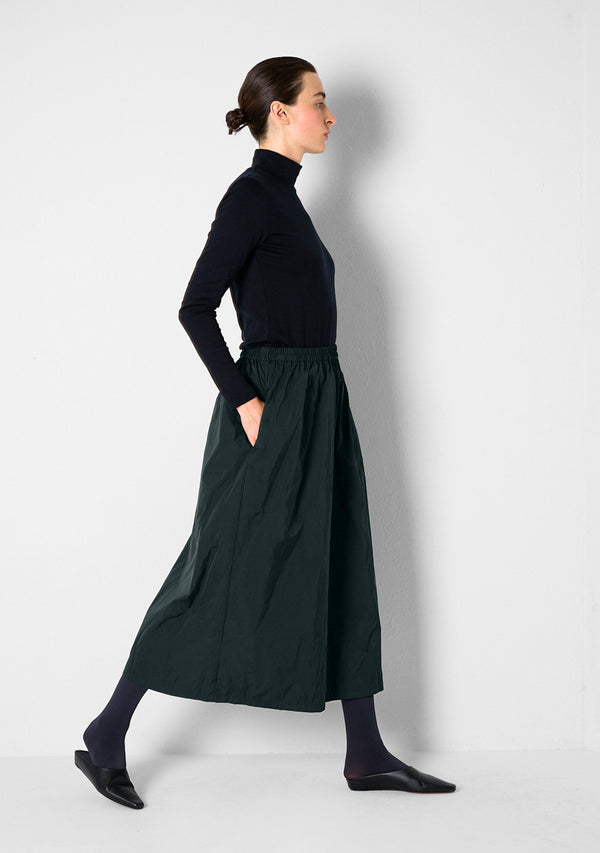 Easy Skirt, heavy Taffetas, nori green